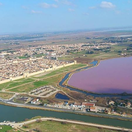 Un Charmant Logement Apartamento Aigues-Mortes Exterior foto
