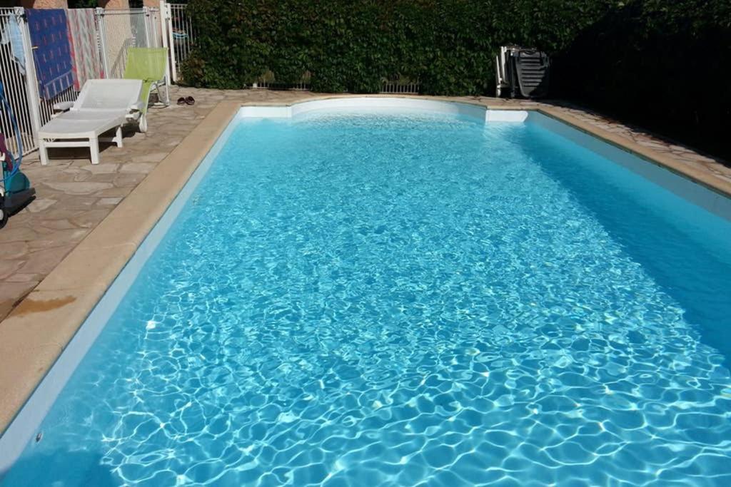 Un Charmant Logement Apartamento Aigues-Mortes Exterior foto